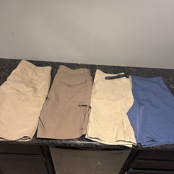 Lot of 4 Men’s Shorts Sz 36 Callaway Gerry Haggar EUC Golf Khakis - Picture 2 of 11